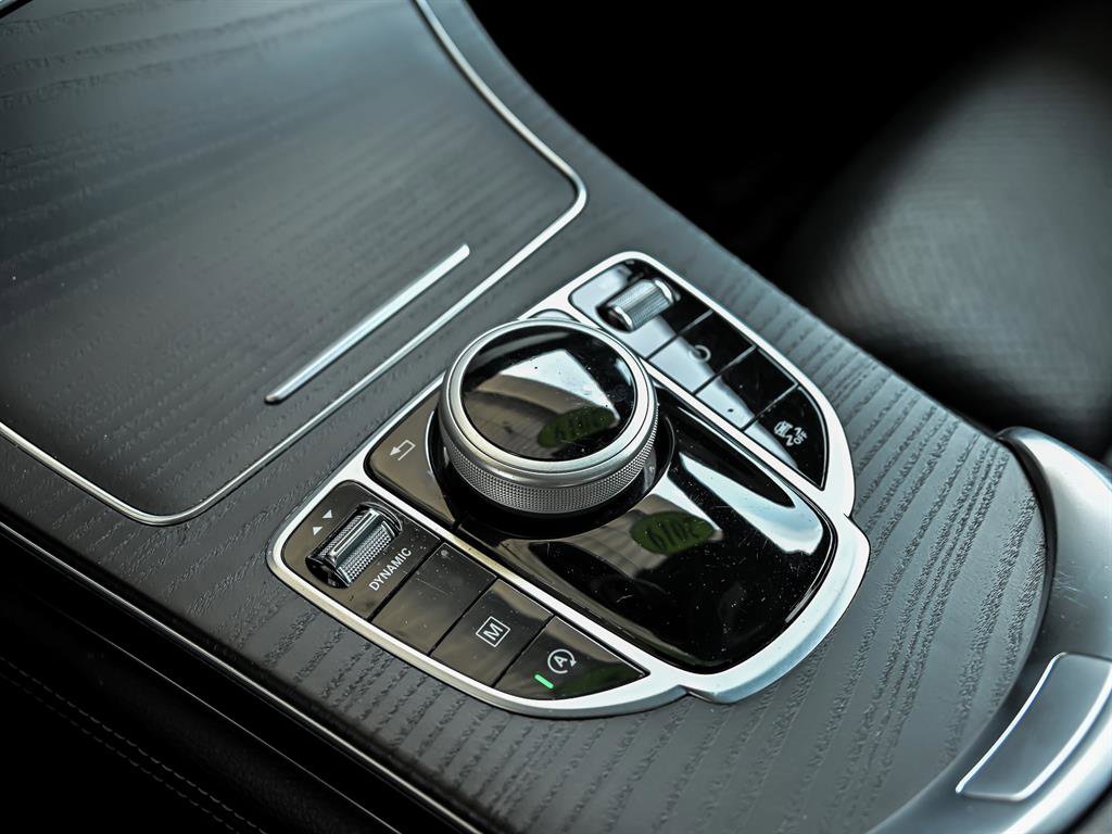 Used 2019 Mercedes-Benz GLC 300 4MATIC image 23