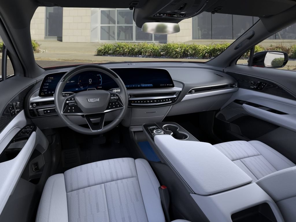 New 2026 Cadillac Lyriq Luxury w/ LPO, Floor Liner Package AWD/4WD image 15