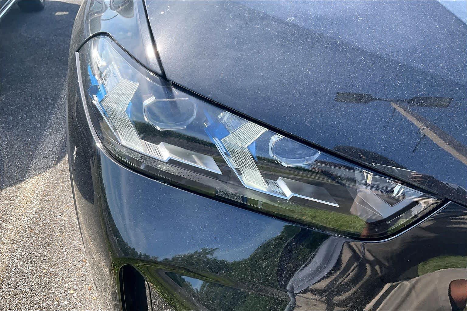 New 2026 BMW X5 xDrive40i AWD/4WD image 13