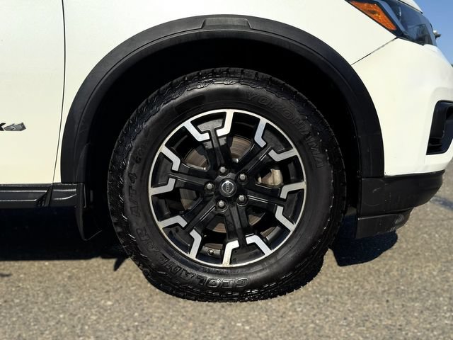 Used 2019 Nissan Pathfinder SL w/ Rock Creek Edition AWD/4WD image 10