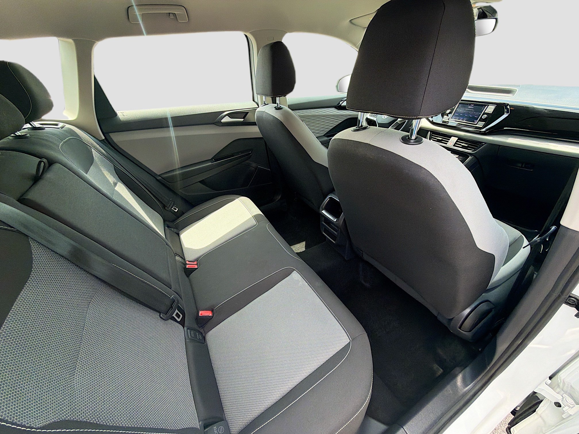 Certified 2023 Volkswagen Taos S FWD image 28