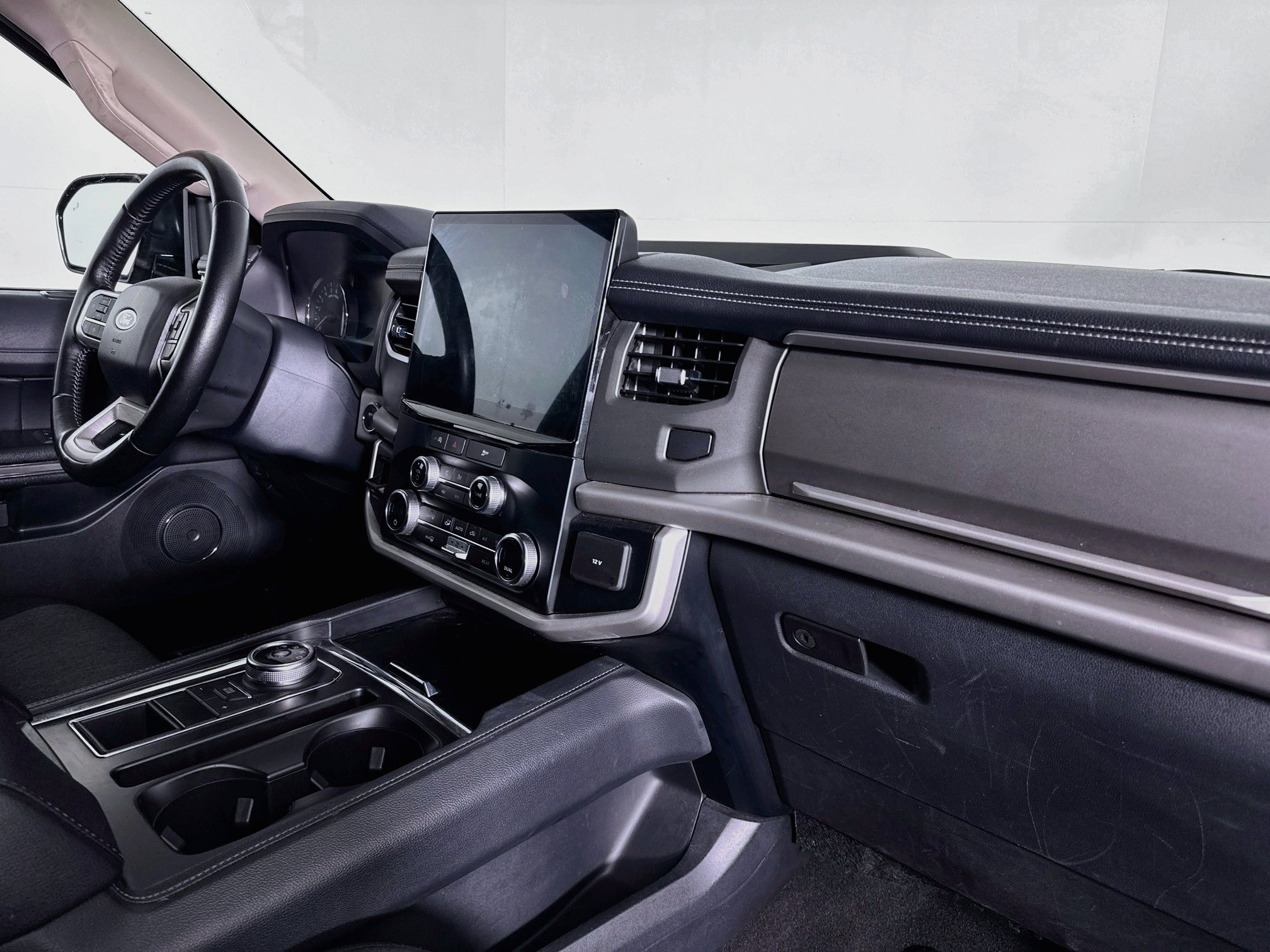 Used 2024 Ford Expedition Max XLT RWD image 28