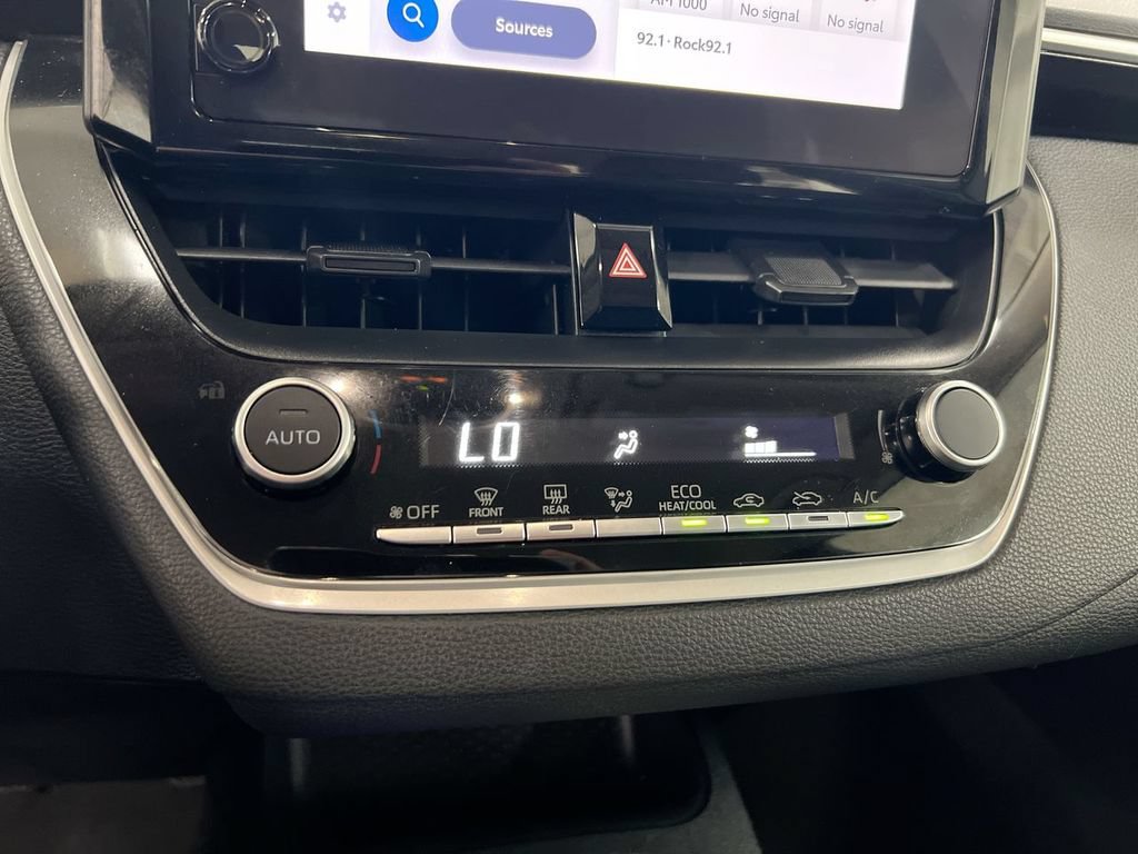 Used 2024 Toyota Corolla LE FWD image 16