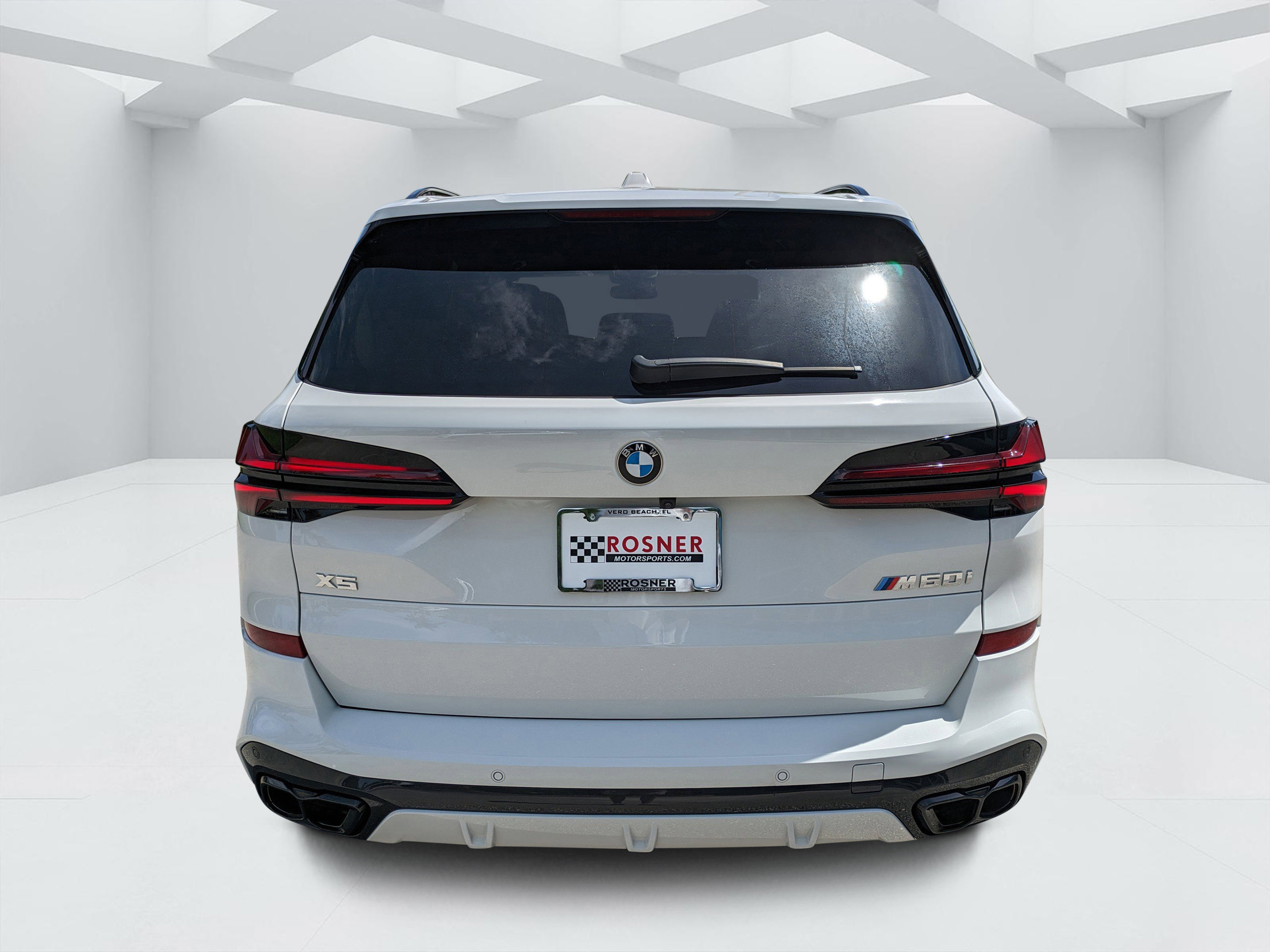 Used 2025 BMW X5 M60i image 4