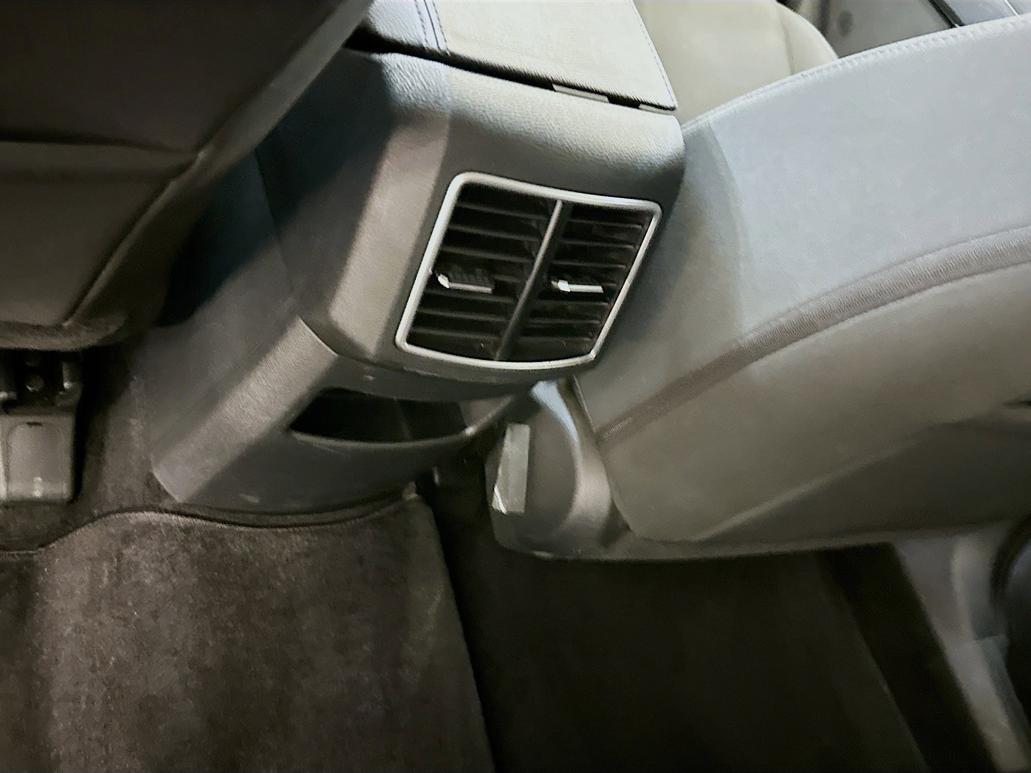 Used 2025 Kia Sportage LX image 27