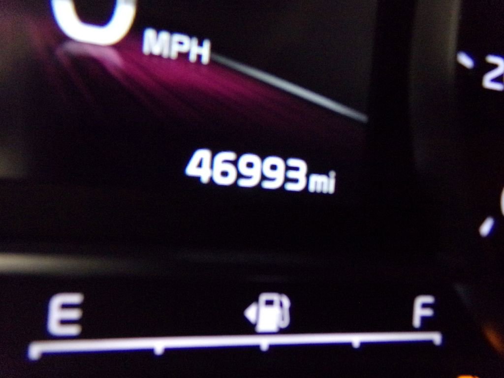 Used 2023 Kia Sorento S w/ Panoramic Sunroof Package image 27