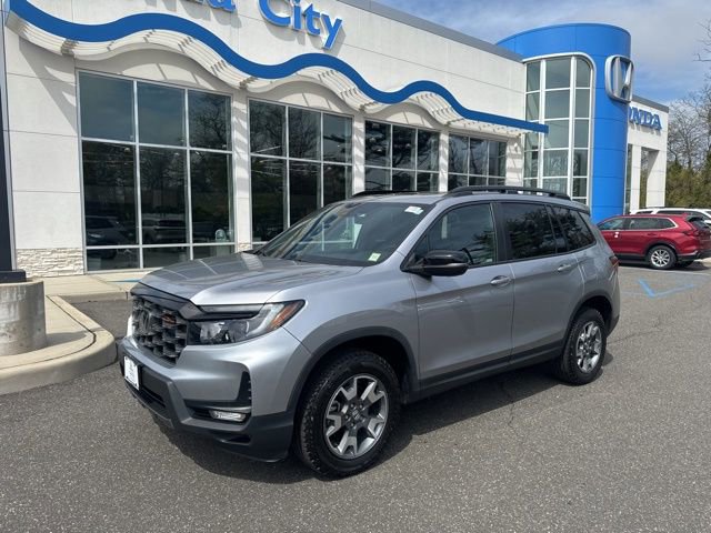 Used 2023 Honda Passport TrailSport image 4