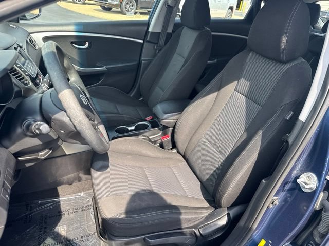 Used 2016 Hyundai Elantra GT FWD image 12