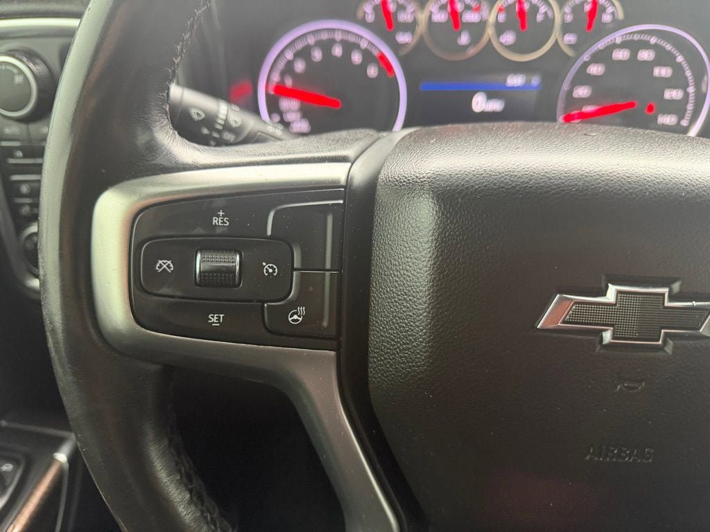 Used 2019 Chevrolet Silverado 1500 RST AWD/4WD image 23