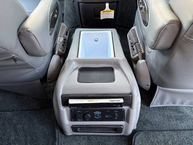 New 2025 Chevrolet Express 2500 Work Van 3D Extended Cargo Van w/ Driver Convenience Package image 27