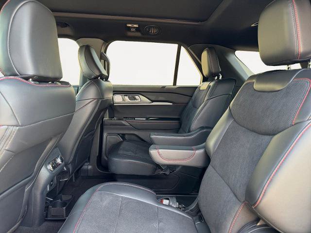 Certified 2025 Ford Explorer ST w/ Sun And Sound Package AWD/4WD image 13