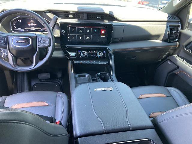 Used 2025 GMC Sierra 2500 AT4 w/ Technology Package AWD/4WD image 16