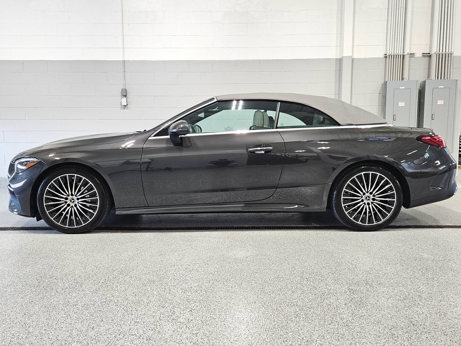 Certified 2026 Mercedes-Benz CLE 300 4MATIC Cabriolet image 7