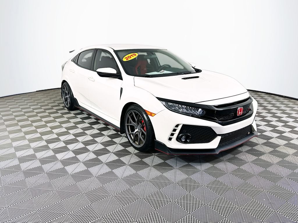Used 2019 Honda Civic Type R image 2