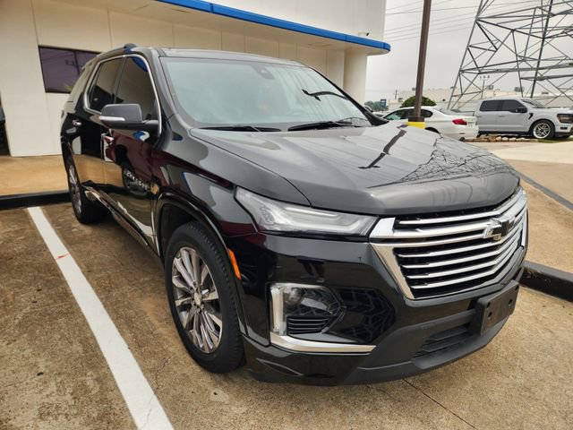 Used 2023 Chevrolet Traverse Premier FWD image 1