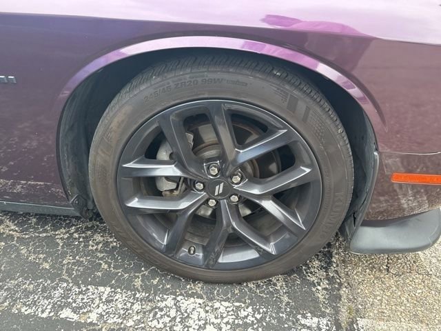 Used 2022 Dodge Challenger R/T w/ Plus Package RWD image 2