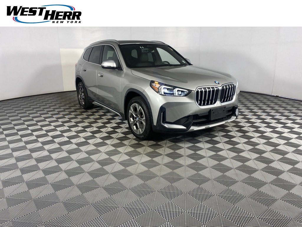 Used 2024 BMW X1 xDrive28i image 1