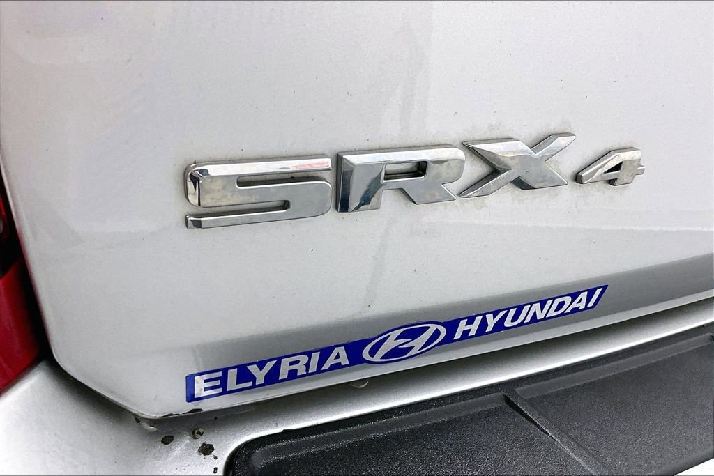 Used 2011 Cadillac SRX Luxury image 31