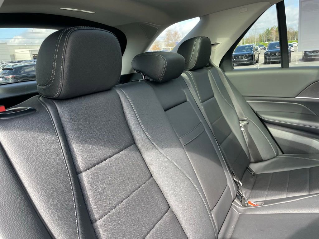 Used 2023 Mercedes-Benz GLE 450 4MATIC image 35