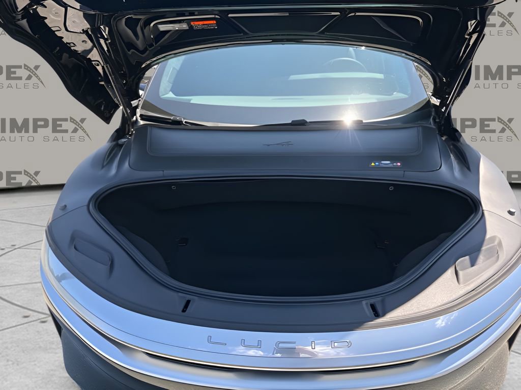Used 2024 Lucid Air Pure image 33