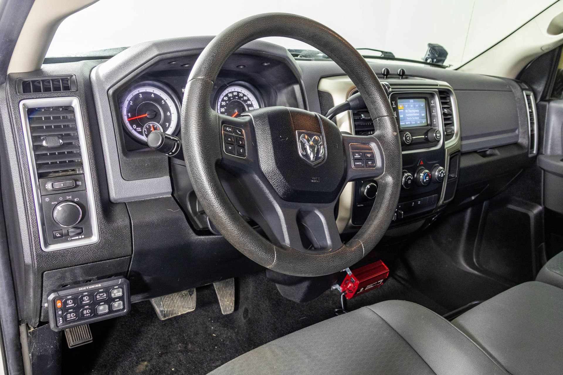 Used 2014 RAM 2500 SLT image 4