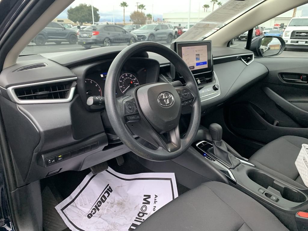 Used 2023 Toyota Corolla LE image 7