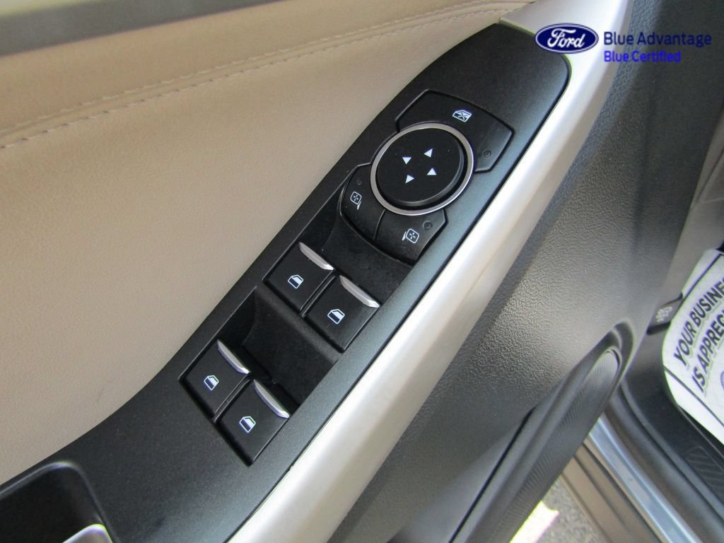 Certified 2024 Ford Explorer XLT w/ Equipment Group 202A AWD/4WD image 31