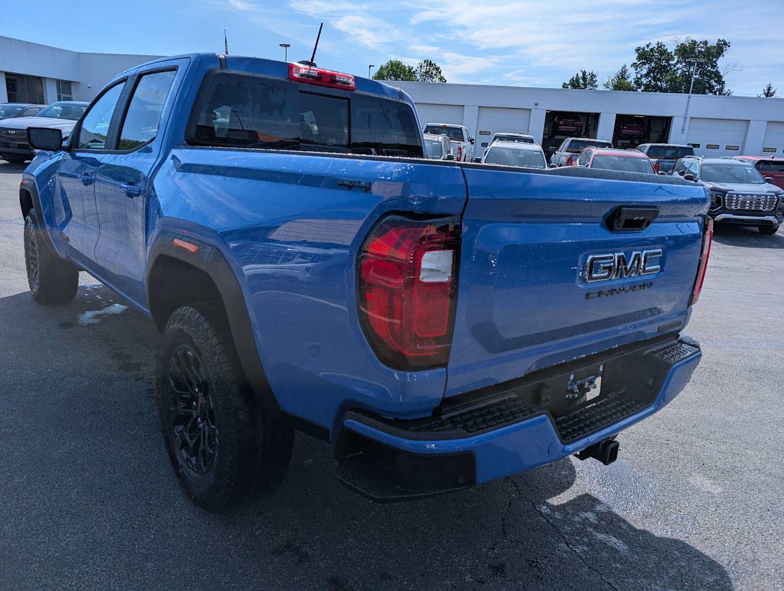 New 2026 GMC Canyon Elevation w/ Convenience Package AWD/4WD image 9
