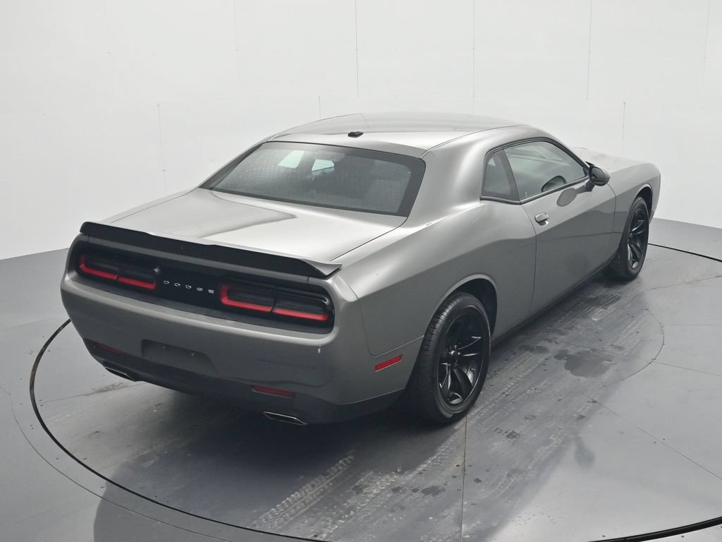 Used 2023 Dodge Challenger SXT RWD image 30