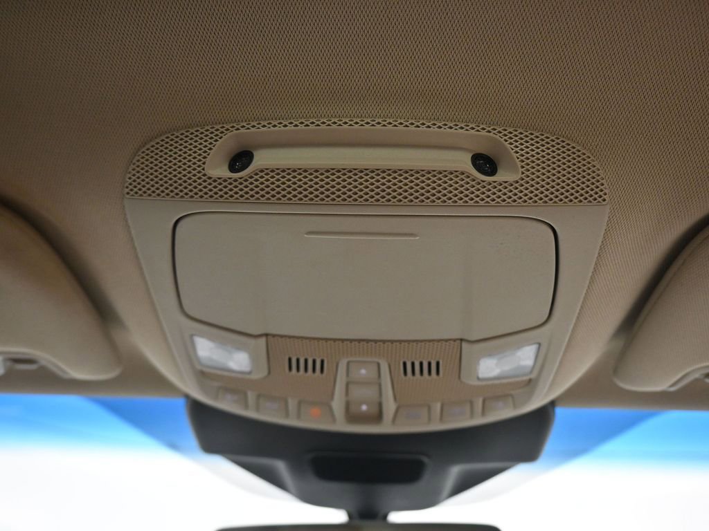 Used 2020 Lincoln Nautilus Reserve w/ Equipment Group 201A FWD image 31