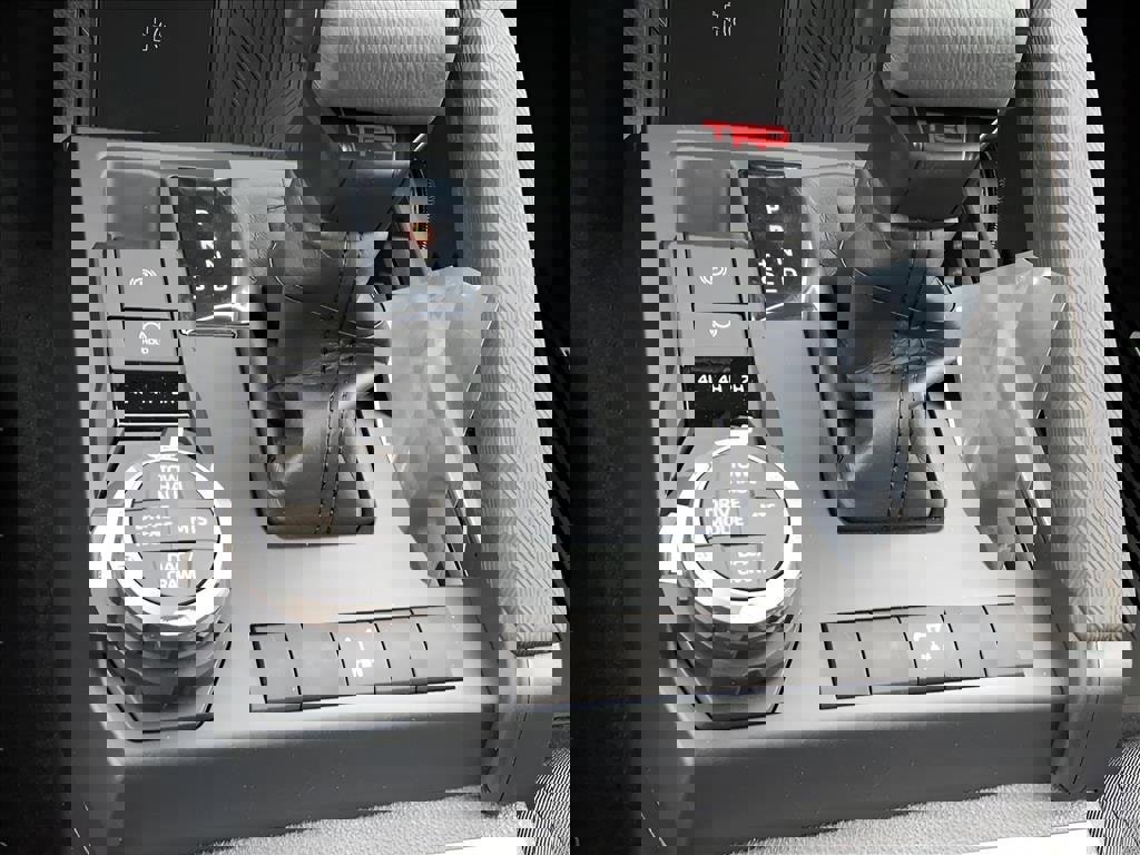 New 2025 Toyota Tacoma TRD Off-Road image 18