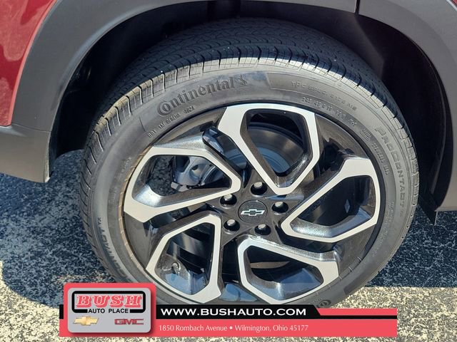 Used 2025 Chevrolet Trax RS w/ Sunroof Package image 5