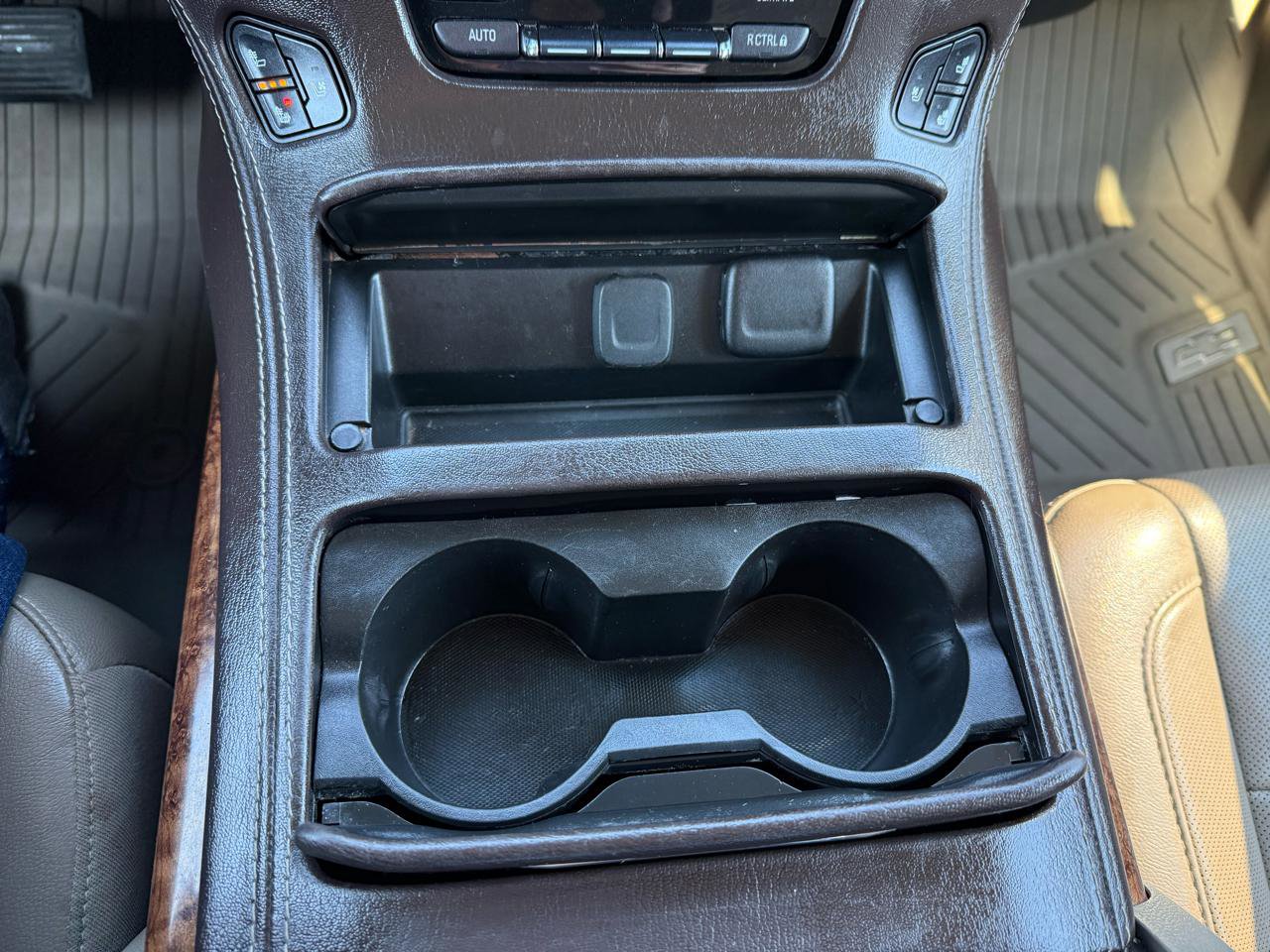 Used 2019 Chevrolet Suburban Premier image 37