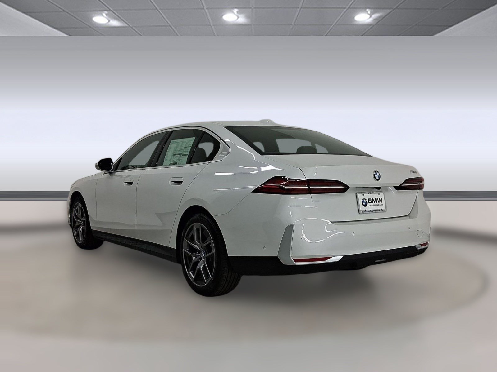 New 2026 BMW 530i RWD image 3