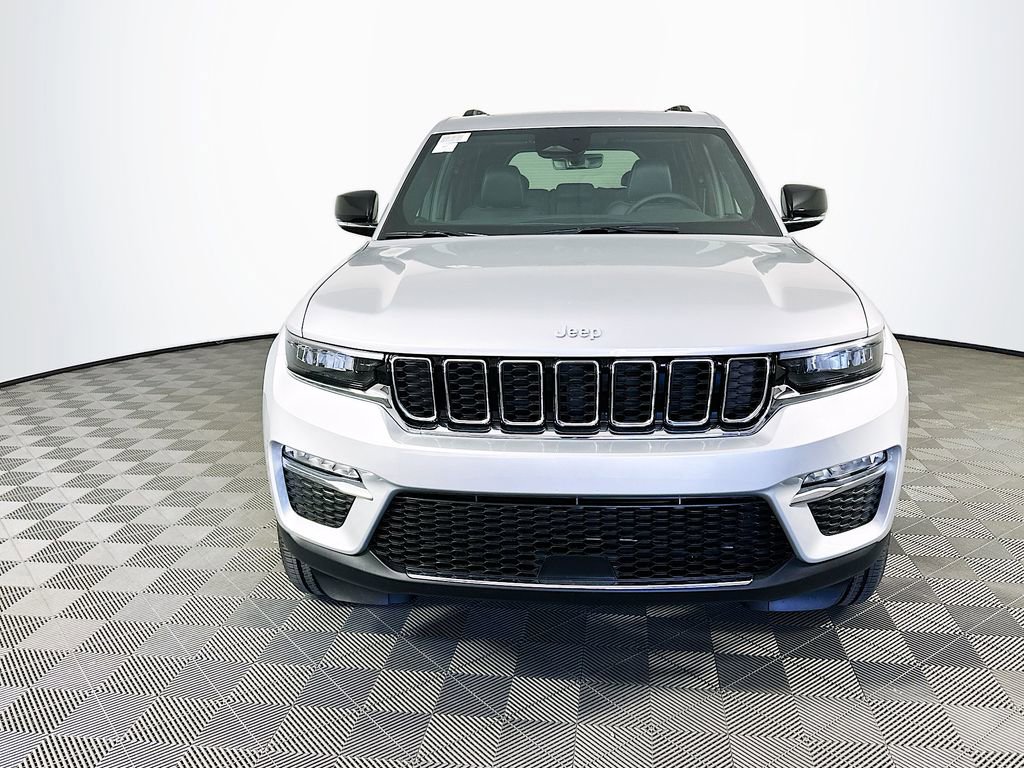 New 2025 Jeep Grand Cherokee Limited image 4