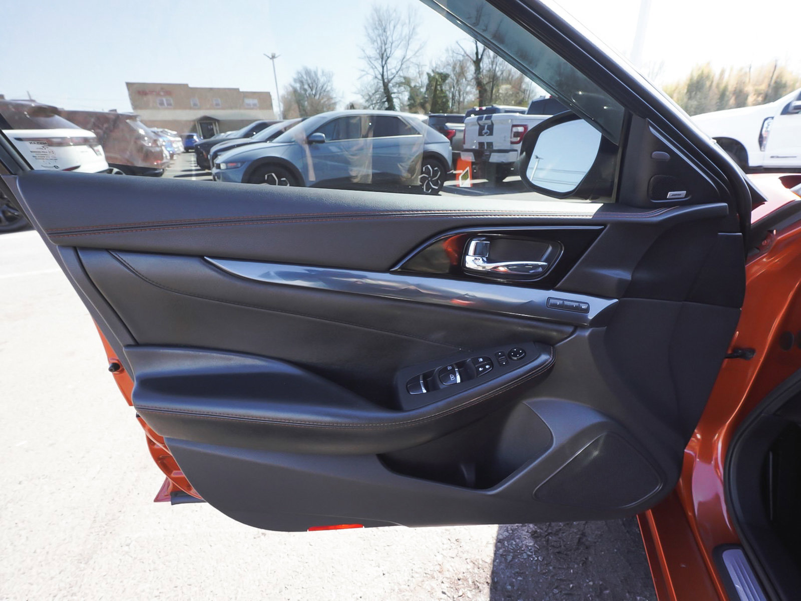 Used 2021 Nissan Maxima SR w/ Sport Mat Group image 9