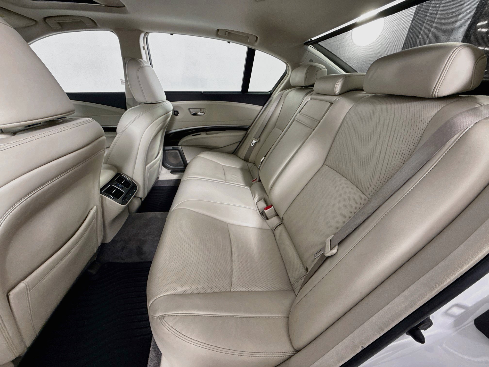 Used 2016 Acura RLX w/ Advance Package FWD image 24