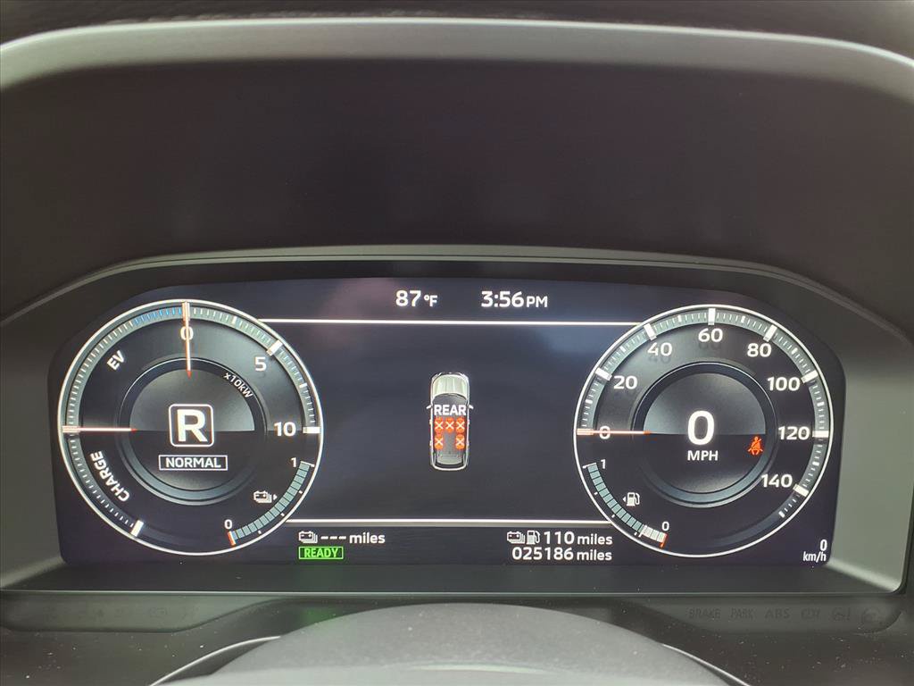 Used 2025 Mitsubishi Outlander 4WD Plug-In Hybrid image 29