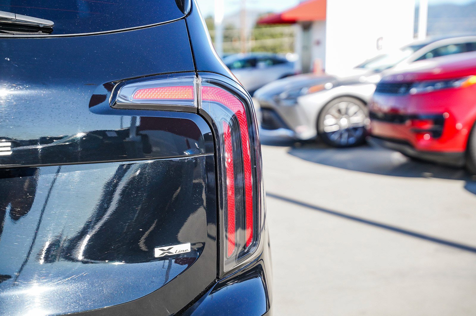 Used 2023 Kia Telluride EX X-Line image 10