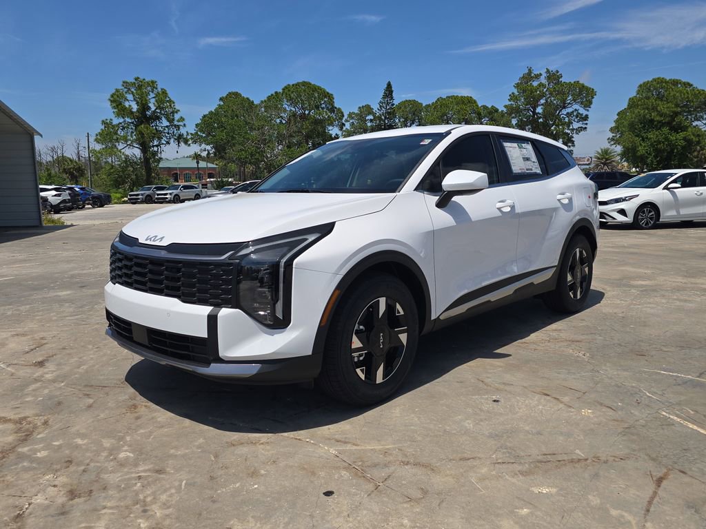 New 2026 Kia Sportage LX FWD image 4