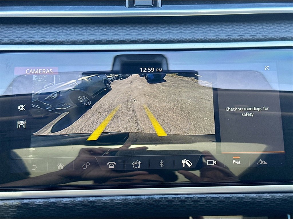 Used 2019 Land Rover Range Rover Velar image 14