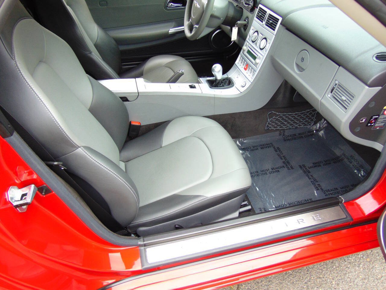 Used 2005 Chrysler Crossfire Limited RWD image 10