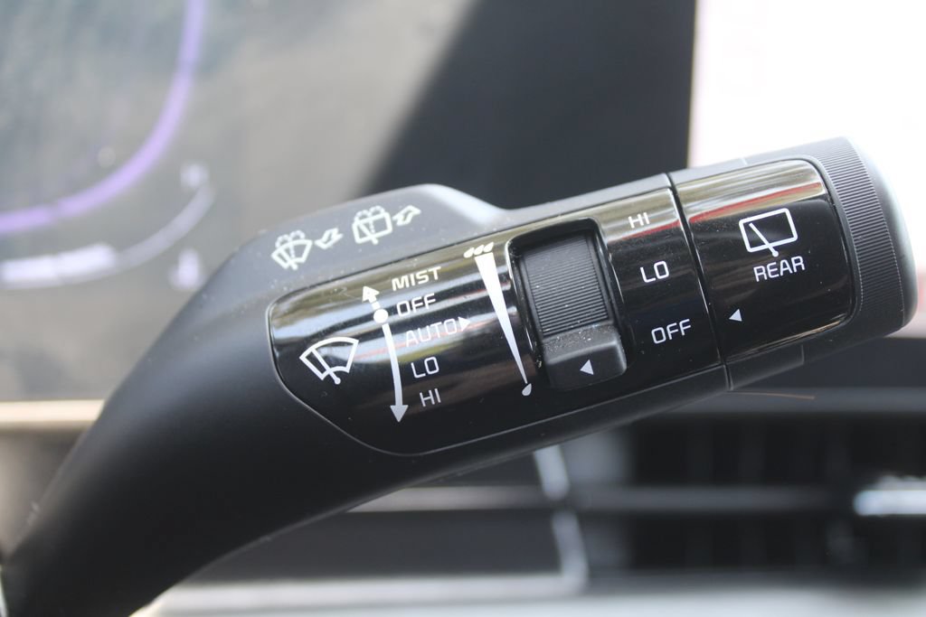 Certified 2025 Kia Sportage X-Line w/ Premium Package AWD/4WD image 32