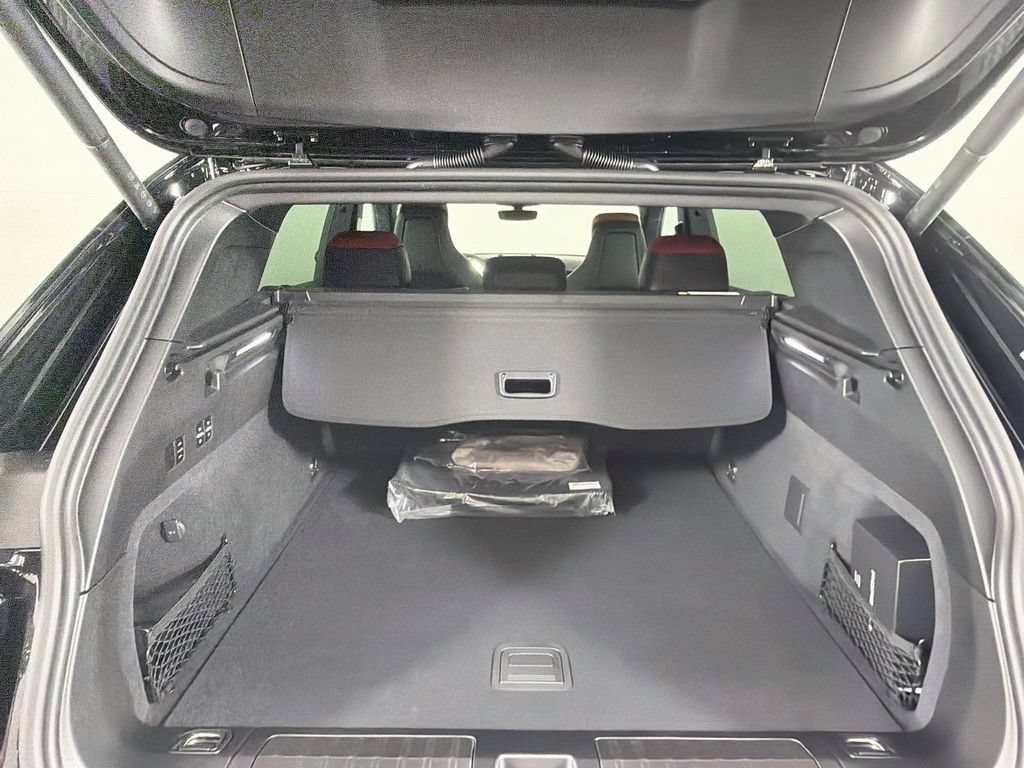 New 2026 Porsche Cayenne Electric AWD/4WD image 28