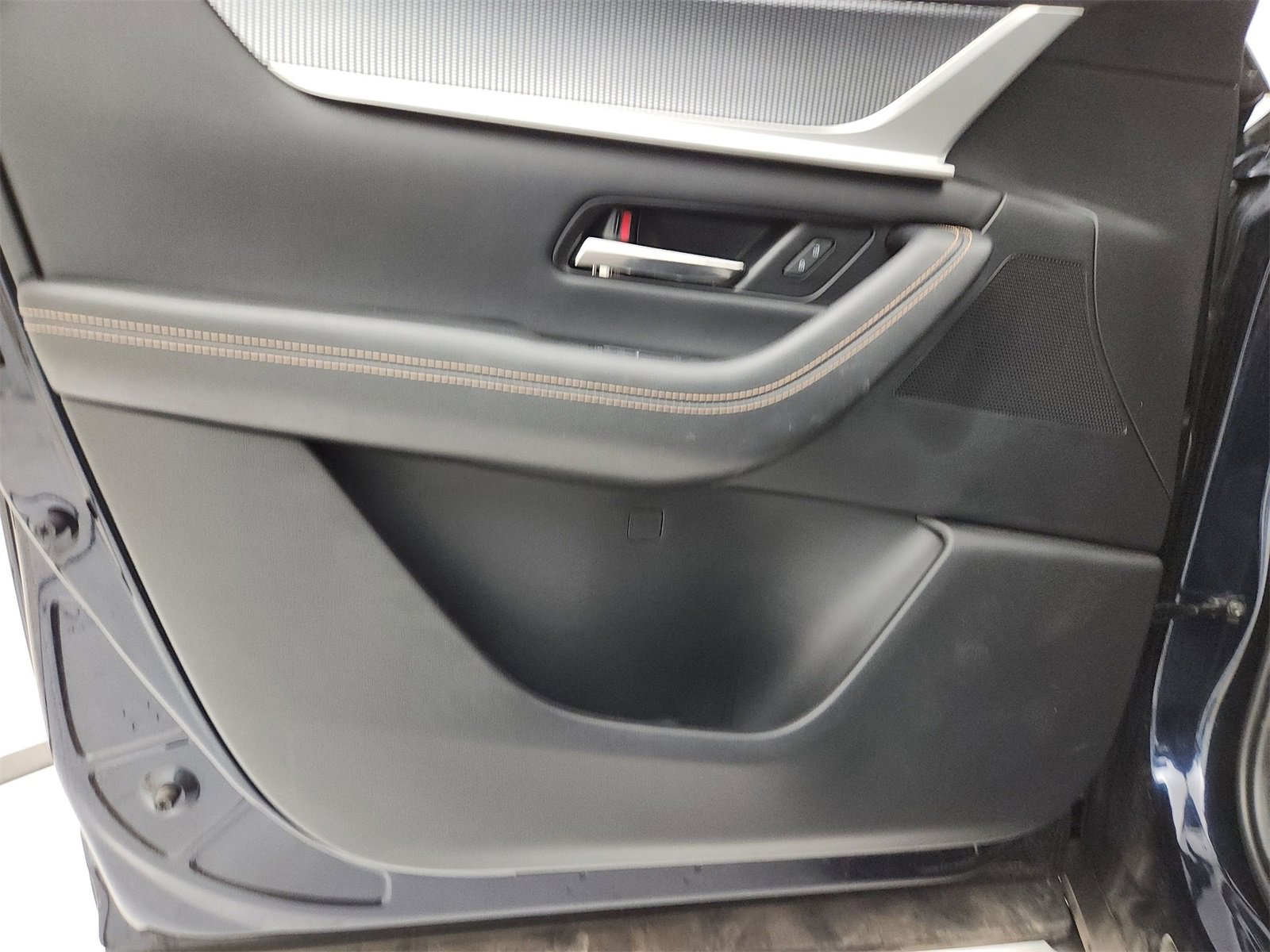 Certified 2025 MAZDA CX-90 Plug-In Hybrid w/Premium Sport image 25