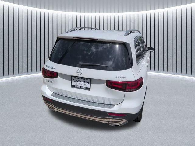 Used 2023 Mercedes-Benz GLB 250 4MATIC image 4