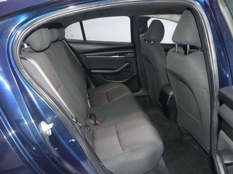 Used 2019 MAZDA MAZDA3 Sedan image 27