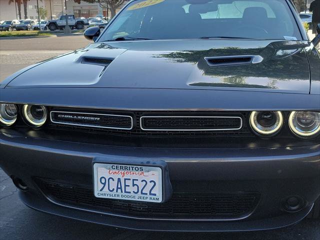 Certified 2022 Dodge Challenger SXT RWD image 23