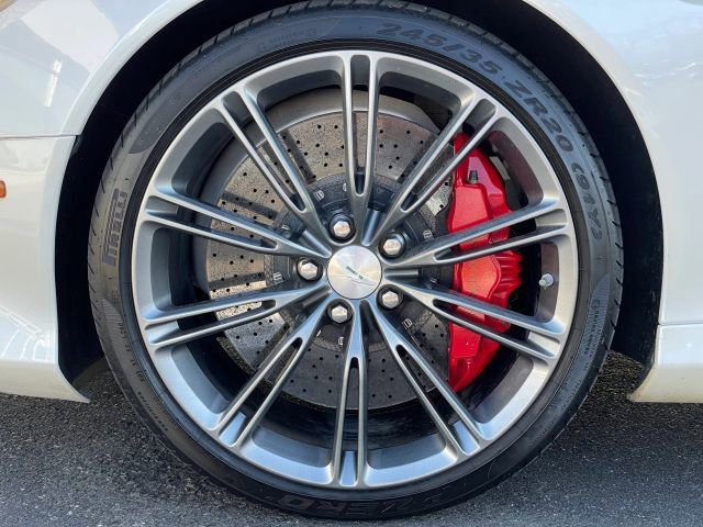 Used 2015 Aston Martin DB9 Coupe RWD image 25