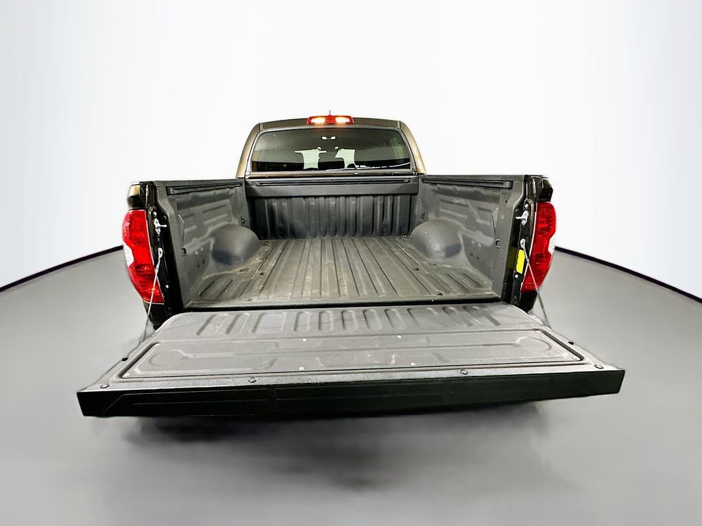 Used 2021 Toyota Tundra Platinum AWD/4WD image 36